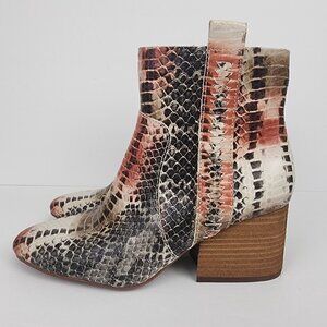 Korks Snake Print Leather Boots 6